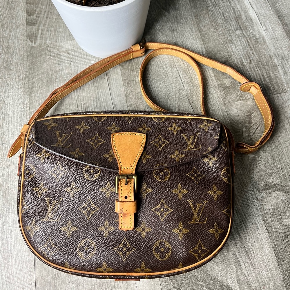 💯Authentic Preloved Louis Vuitton Jeune Fille monogram